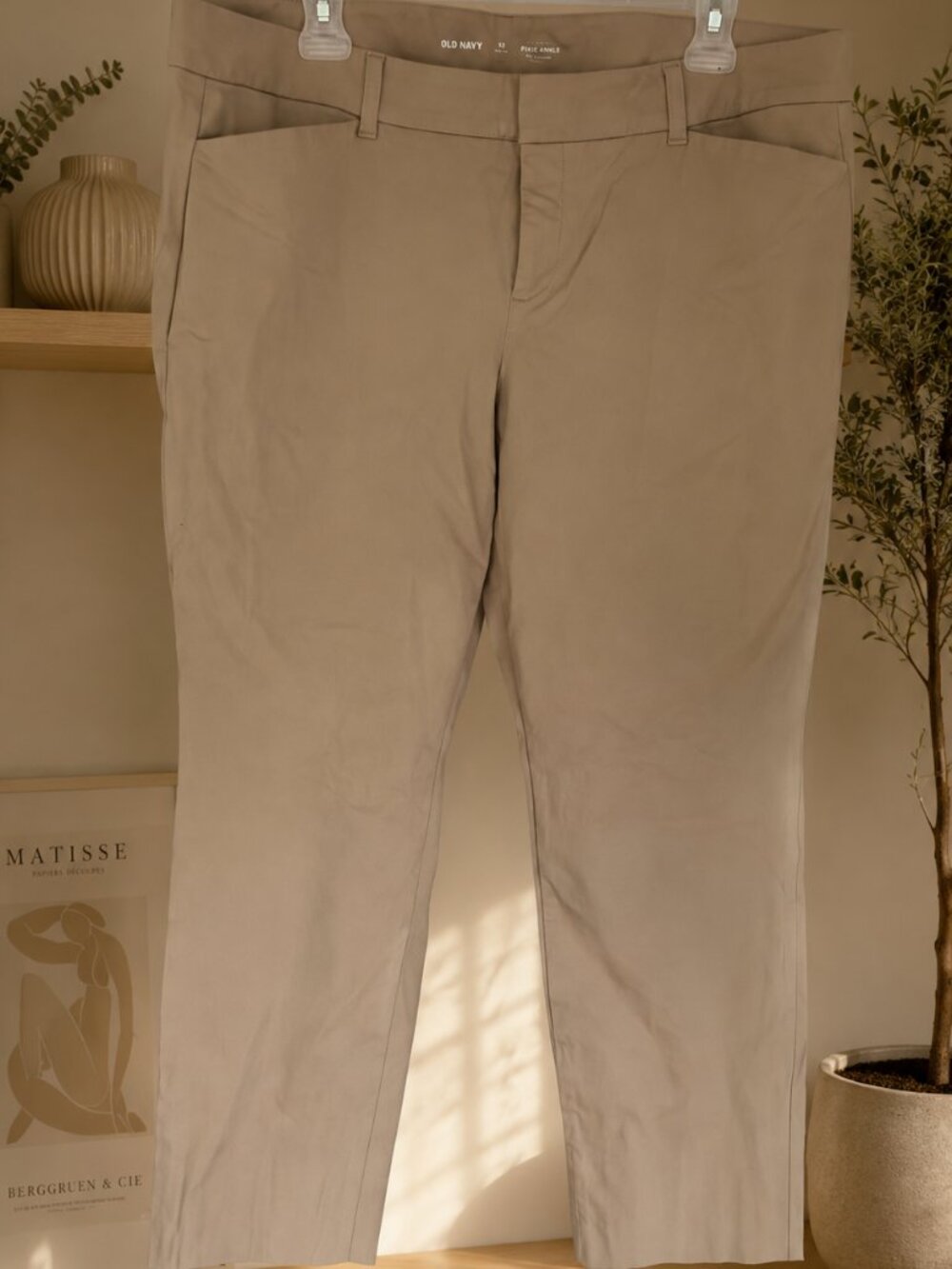 Old Navy Pixie Skinny Ankle Pants Khaki Beige Secret-Smooth Size 16 Petite